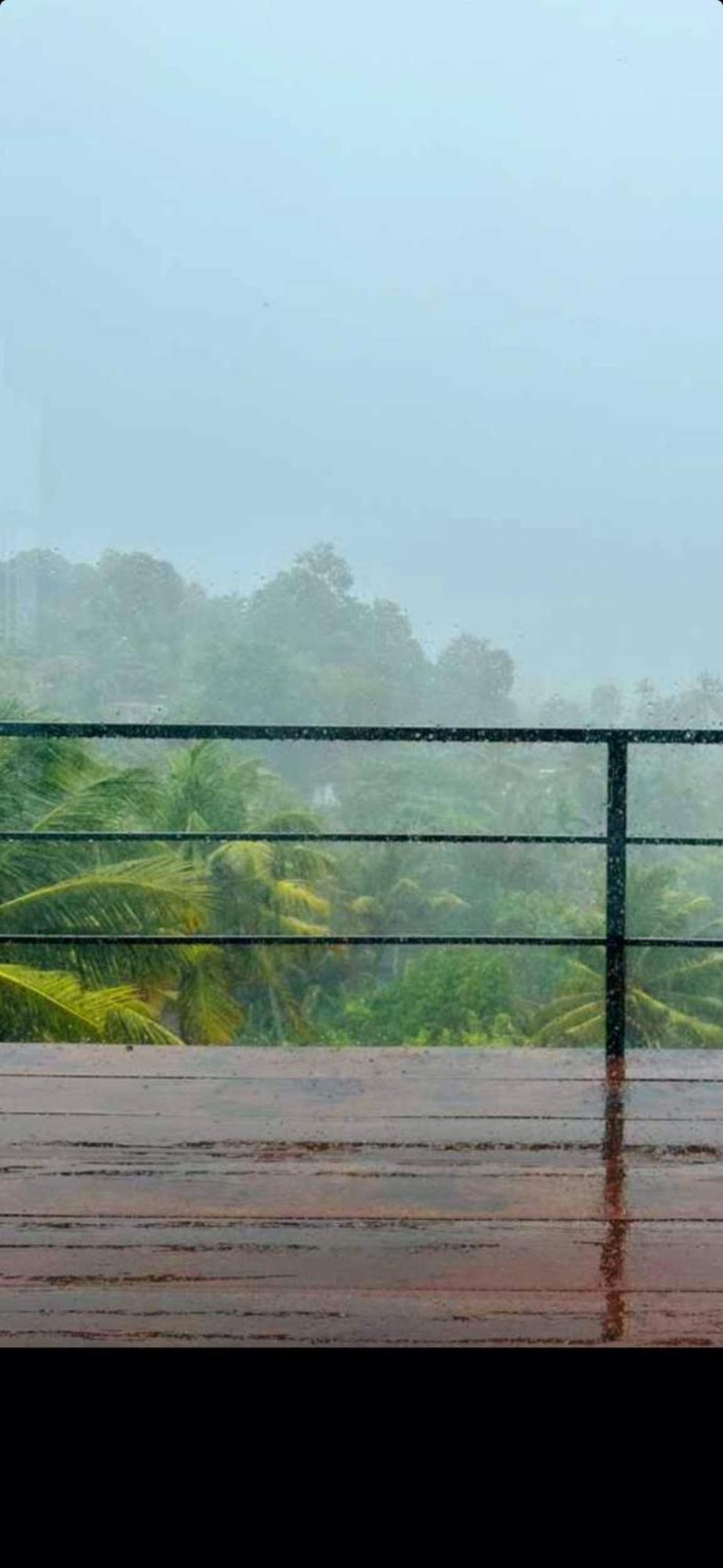 Marino Mirissa Hotel Exterior photo